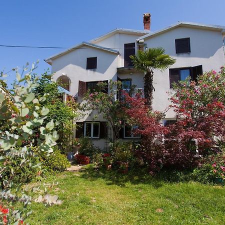 Apartment Du Malinska Exterior photo